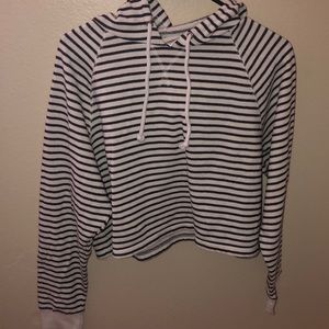 Stripped crop top hoodie